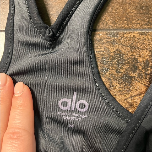 ALO Yoga Wild Thing Camo Sports Bra - Picture 5 of 6